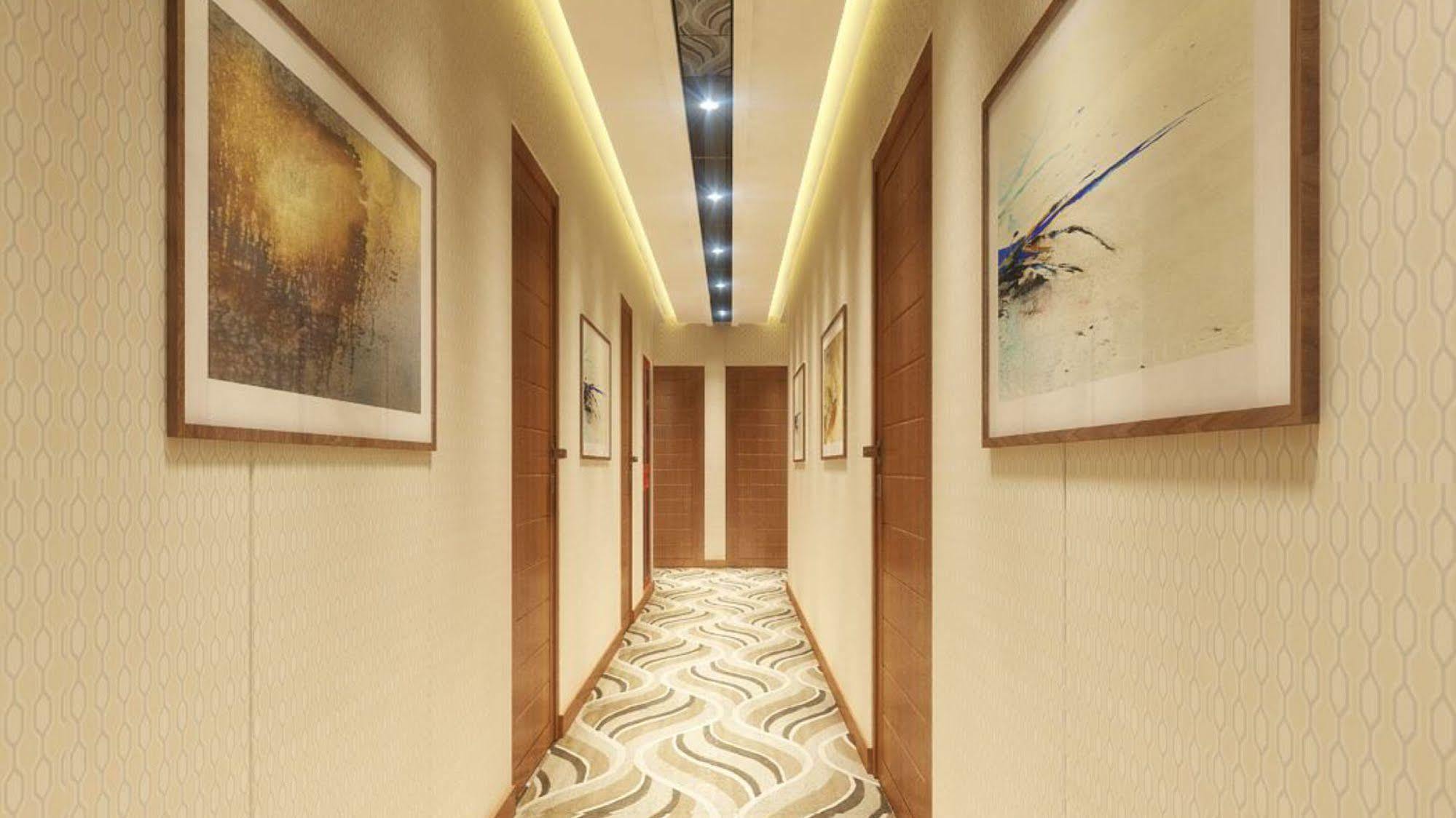 Grand Ffour Hotel New Delhi Luaran gambar
